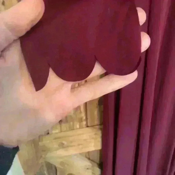 ❤️5/$25❤️ Burgundy dress - Picture 3 of 6